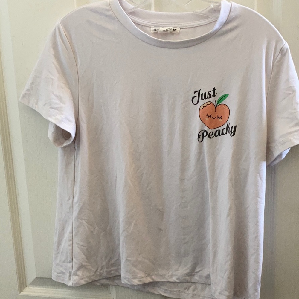 FINAL MARKDOWN Ladies weekend edition just peachy tee xl